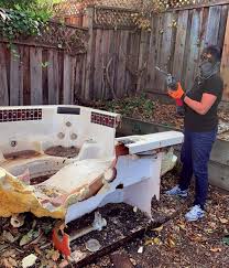 Best Basement Cleanout  in Fairview Shores, FL